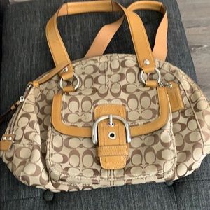 Coach pocketbook